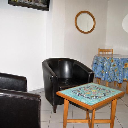 Studio 150 M De La Mer Six-Fours-les-Plages Exterior photo