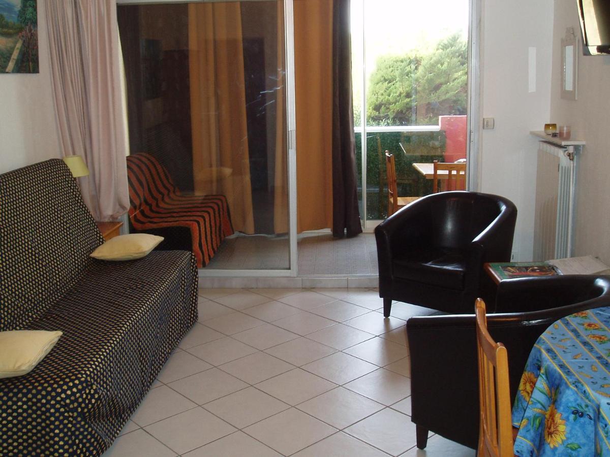 Studio 150 M De La Mer Six-Fours-les-Plages Exterior photo